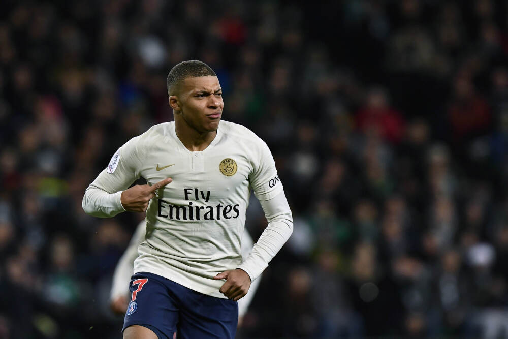 悲情的英雄! 贵为四大中锋, 却两度总决赛折戟, 暮年还被母队抛弃